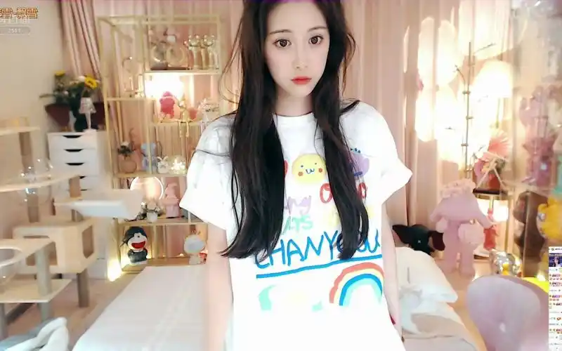 直播蓝光4m星秀azz丶沐莹莹2511在直播间睡觉的第五天大象up2021年10