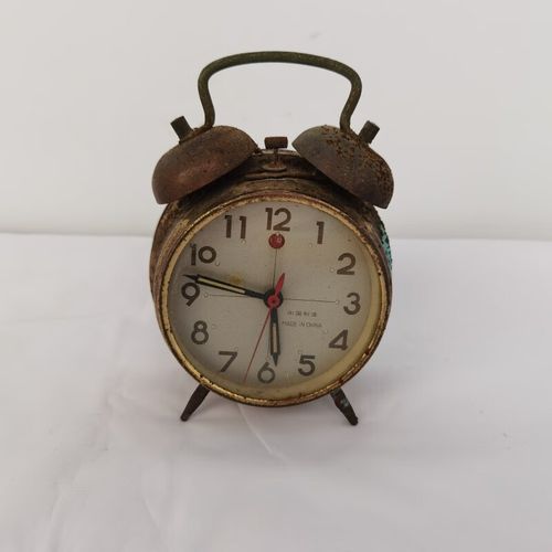 霜魄80年代老式收音机 老物件老式收音机挂钟复古80年代怀旧电视机小