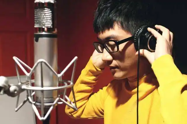 金志文携手赖美云重新演绎《远走高飞》温暖嗓音治愈"追梦人"