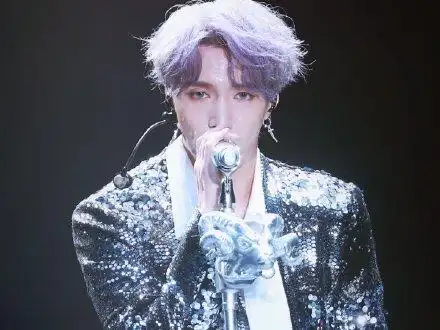 喜欢张艺兴什么发 673人 1754人 2427人参与 投票已结束  创建