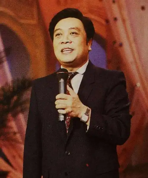 纪实:赵忠祥离世前将5亿遗产托付给倪萍,妻儿没拿到一分钱