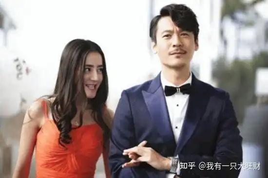 克拉恋人霸道总裁与碎嘴明星沈东军给了高雯独一无二的偏爱