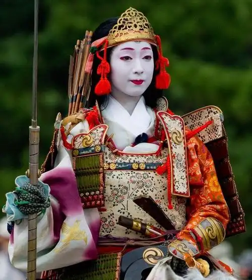 日本战国第一美女武士徒手杀敌嫁的人也不简单