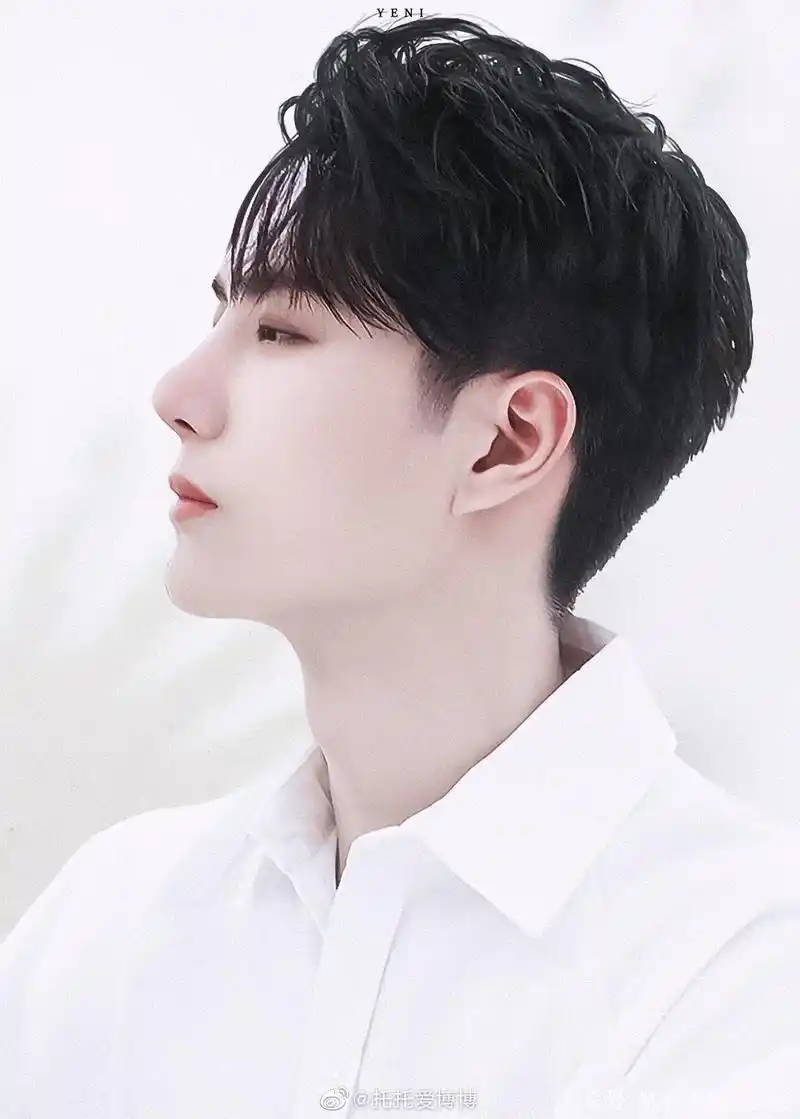 王一博侧脸杀,有没有惊艳到你