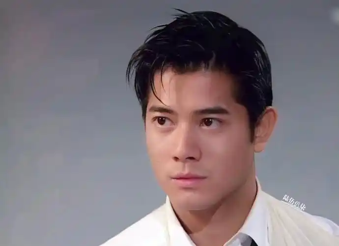 再演电影,造型蓬头垢面也难掩郭富城帅气