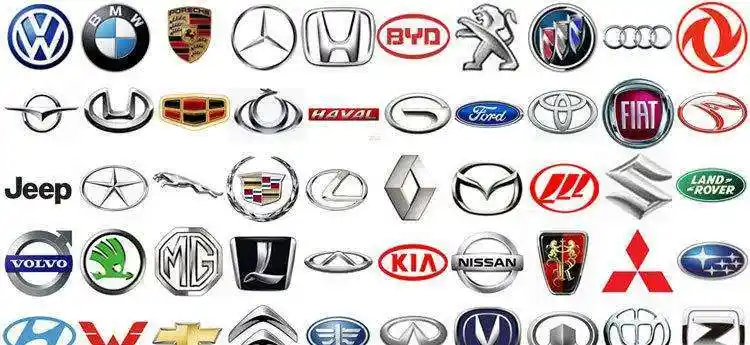 首先,小编介绍的是世界知名豪华轿车品牌奔驰,独特的三叉星标志,360度