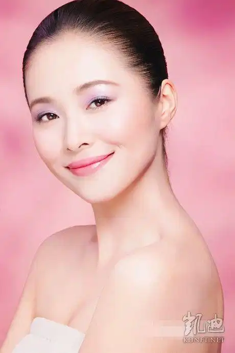 冰肌莹彻清雅如风青春偶像:江一燕