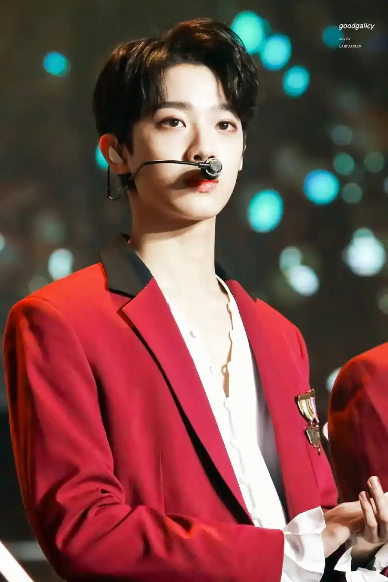 [赖冠霖][分享]191220 去年今日| kpma舞台上的新鲜饭拍