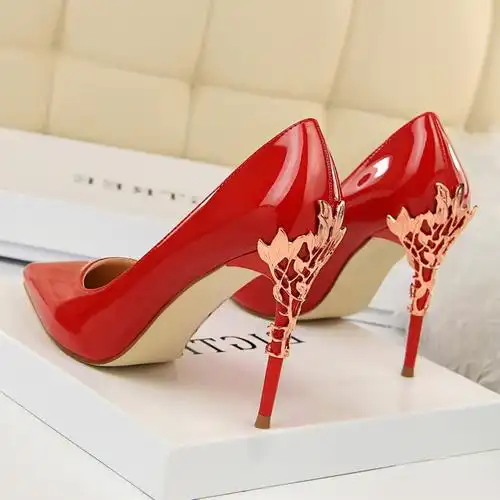 2020欧美亮片漆皮尖头高跟鞋细跟性感夜店女鞋单鞋