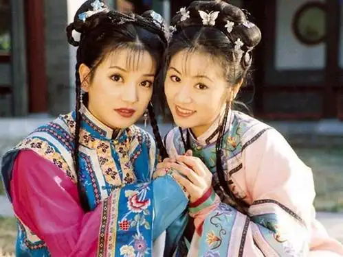 还珠格格# 赵薇林心如. #经典