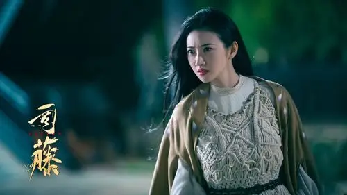 司藤剧情进入白热化阶段沉浸式追剧服化实景喜出圈