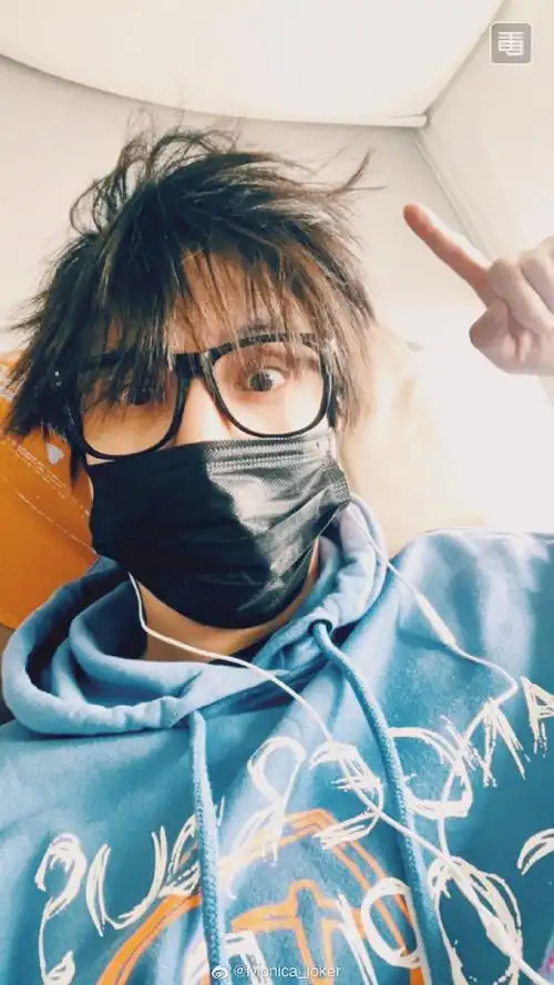 薛之谦超话#薛之谦纸船#薛之谦口罩自拍赏析～@薛之谦15(0327