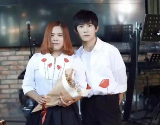 易烊千玺-明星图库屋-话本小说网