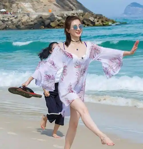 古力娜扎江疏影海边照曝光两大女神同框秀绝妙身材你pick谁