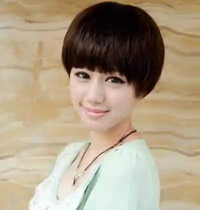 沙宣短发发型图片烫发怎么样?流行的沙宣短中发烫发发型