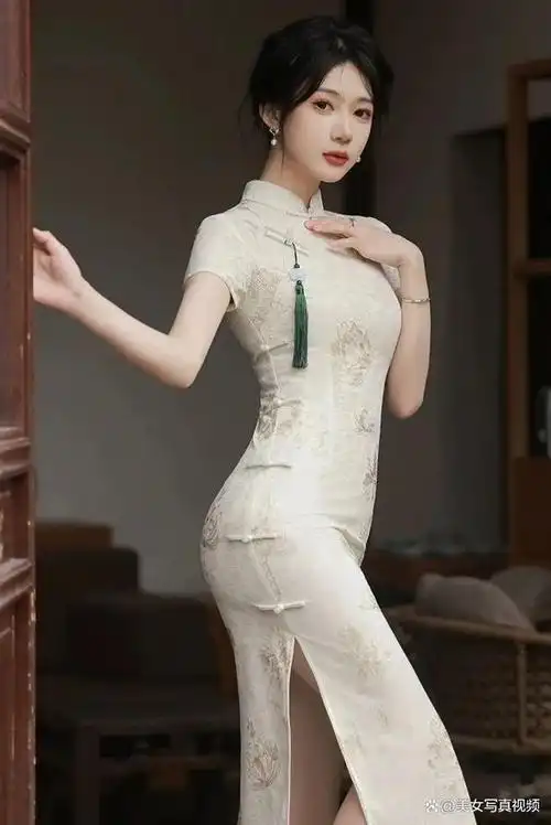 每日美女推荐之旗袍佳人