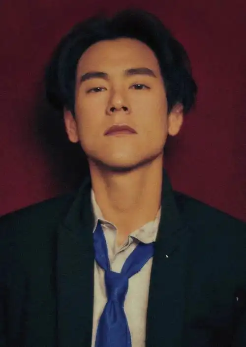 彭(peng)于(yu)晏(yan)图(tu)片(pian)