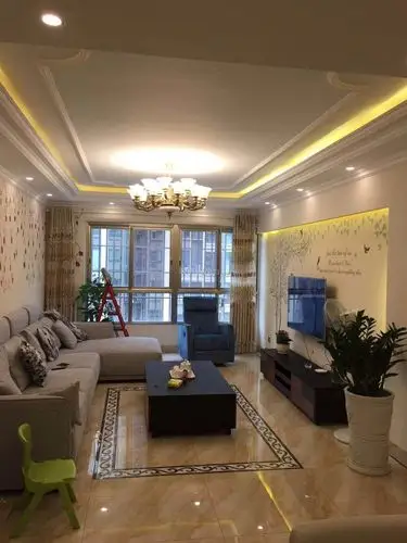 现代简约风格98平方三居客厅装修实景图