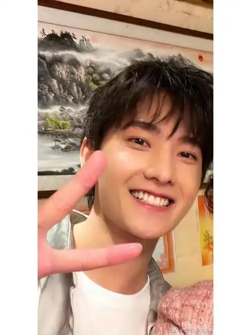 高中时的宋焰逆生长的杨洋