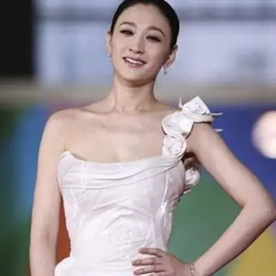 【图】徐佳宁前妻徐翠翠简历照片 爆料现在与李小冉发生恋情