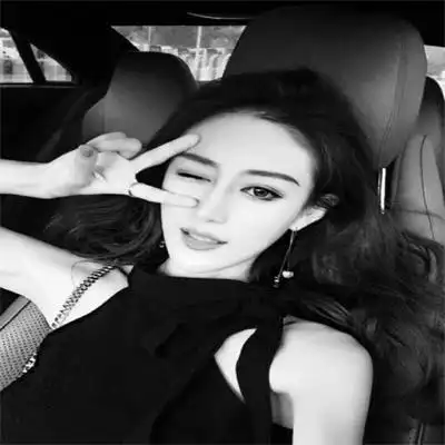 黑白女生头像高冷霸气性感性感妩媚黑色系女头图片