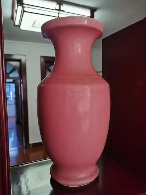 民国胭脂红大赏瓶