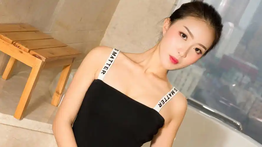 女神小羽4k壁纸-美女壁纸 - 壁纸家