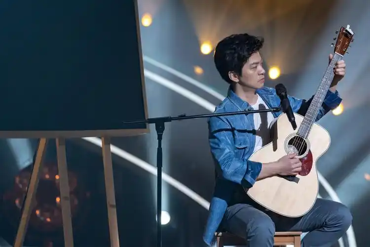 中国好声音成李健大型圈粉现场吉他弹出琵琶音色惊艳四座