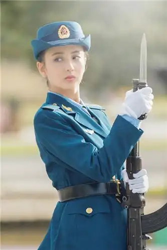 万千观众准时守候在电视机与网络播放平台前,共同赴约《真正男子汉