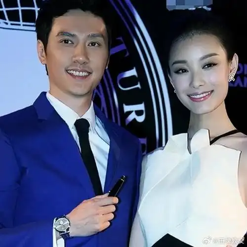 75后高圆圆,90后娜扎,85花刘亦菲杨幂赵丽颖也都合作过很多次,这女主