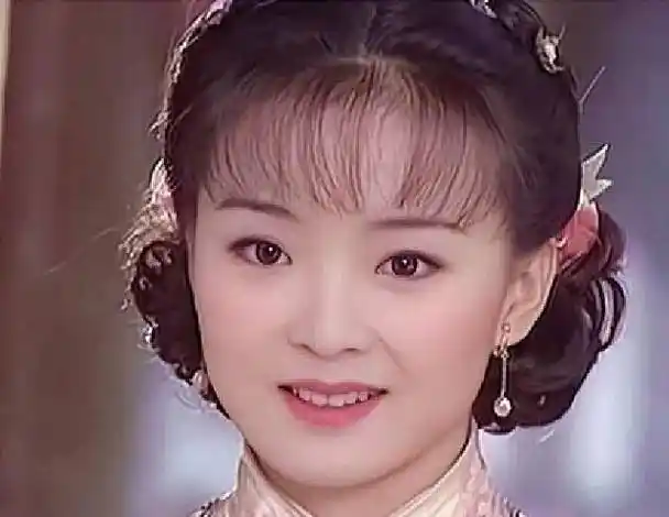 原创琼瑶女郎晴格格王艳年轻时候居然撞脸邓丽君看过之后相似度98