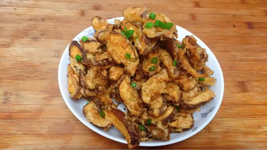 干炸香菇,外酥里嫩,满口生香,比肉还好吃,赶快收藏做起来吧