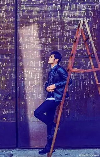 锁屏壁纸周杰伦