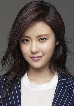 个人资料姓名:徐千雅已婚:  老公叫何沐阳生日:12月26日年龄:26徐千雅