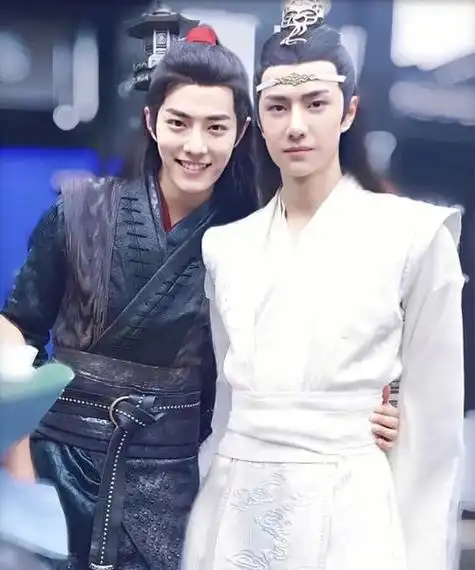 大湾区音乐晚会,暴露肖战王一博咖位差距,后者为何越来越拉胯?