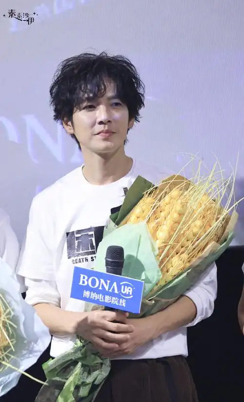 钟汉良超话#钟汉良电影困兽#1022广州路演~笑的真甜~@钟汉良