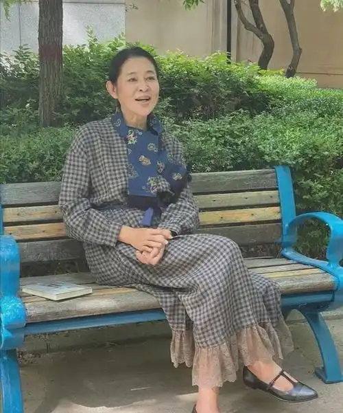 娶了倪萍的亲妹妹倪炜,倪炜也是长得貌美如花|老戏骨|演员|蒋雯丽