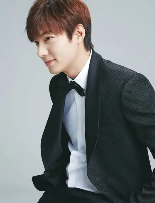 盘点这几年很火的韩国男明星,宋仲基结婚后很幸福,那么他呢?