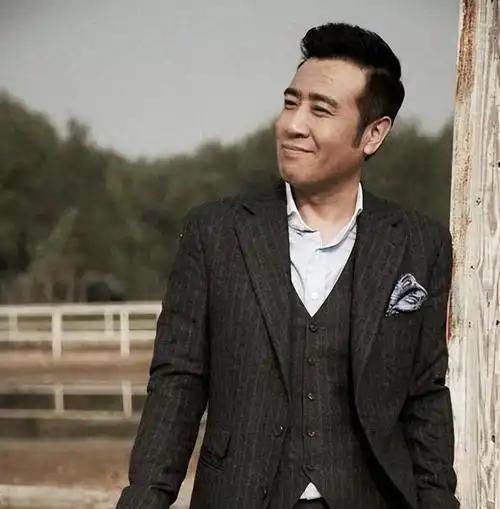 北京时间11月1日下午,中国著名演员于和伟最新消息!