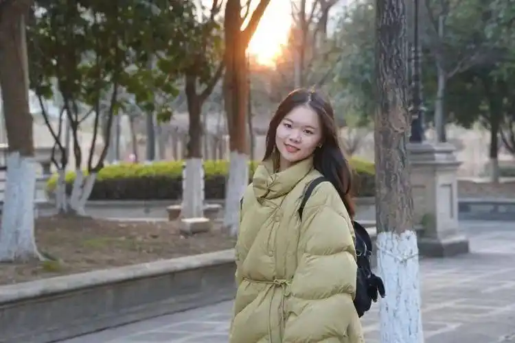 3获国奖6篇sci被人民日报点赞的厦大女孩