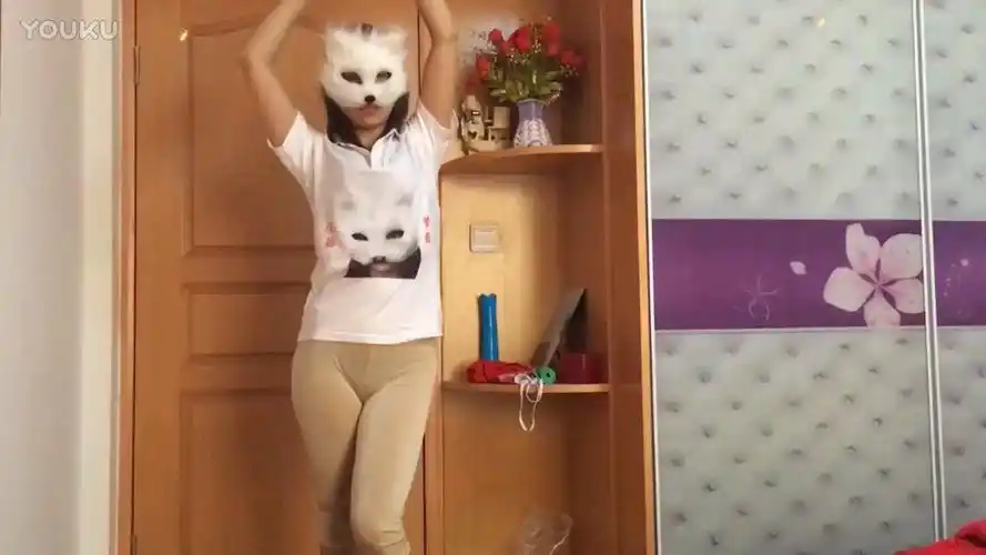 梦姬广场舞美女跳舞