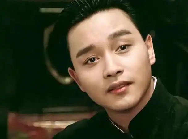 张国荣高清图片无水印3