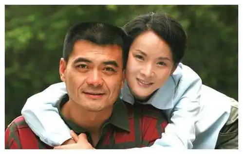 因《大宅门》爆红,合作张国荣,41岁高龄产子|师小红|谢兰|大宅门_新浪