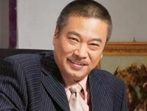 图吴孟达年轻时照片欣赏自曝曾因欠债险自杀