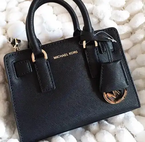 mk包包经典款式有哪些?mk哪款包包最经典好看?