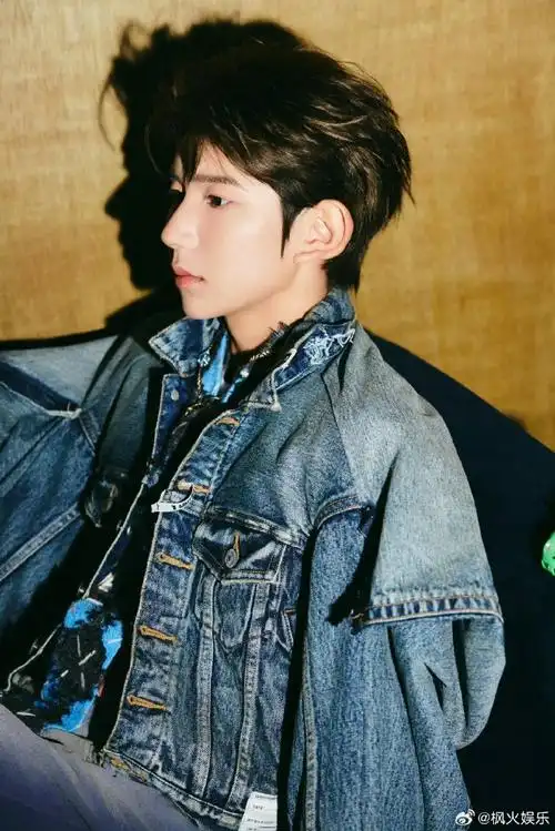 王源25岁生日写真##25岁的王源