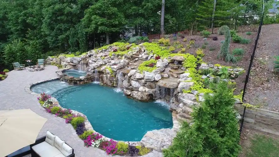 别墅庭院景观之水景设计方法_上海润朗景观