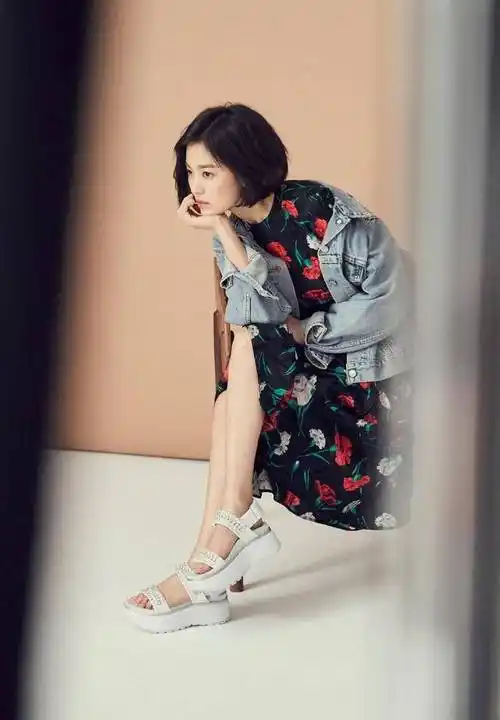 宋慧乔终于换发型,剪摩卡波波头气质出众秒变成18岁,哪像38岁_短发