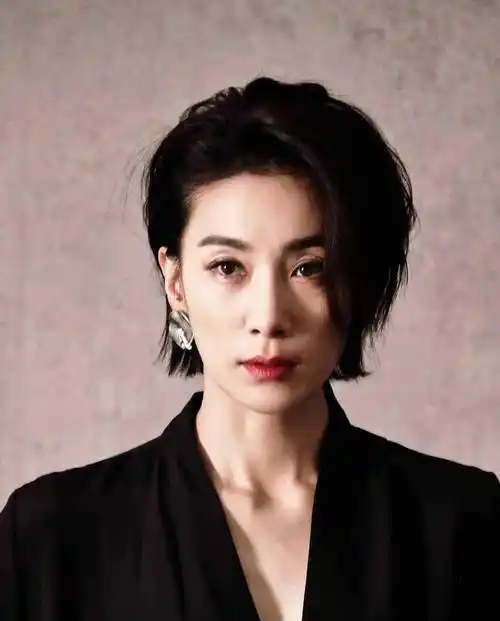 人像塑造倒菱形脸如何造型拍片女明星们完美演绎