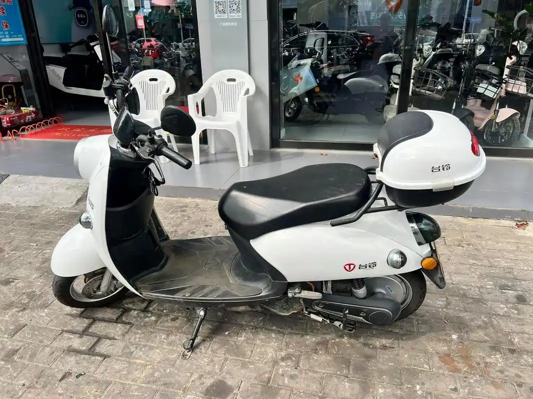 台铃60v20a小龟王电动车,过户交易 1380带走,2年的车,行驶了6千多公里